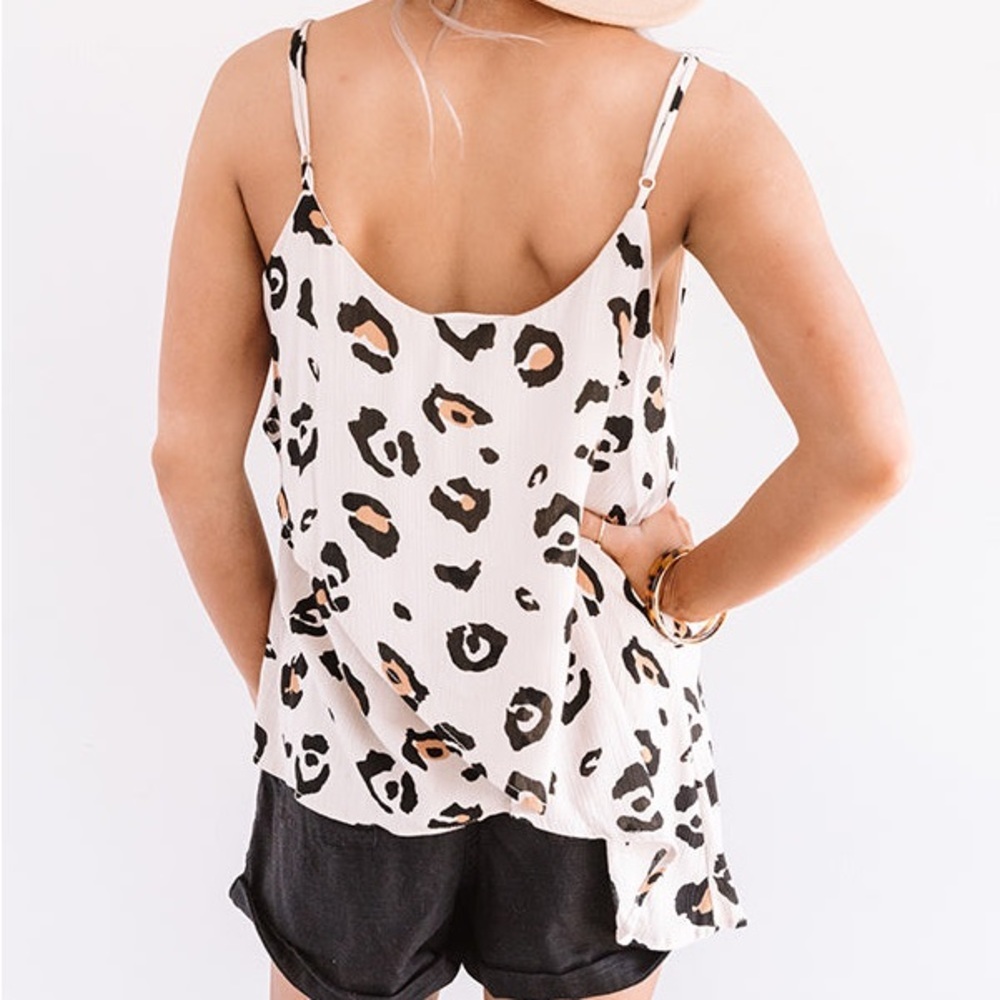 ANDREE BY UNIT Beige and Black Animal Print Top - Picture 3 of 8